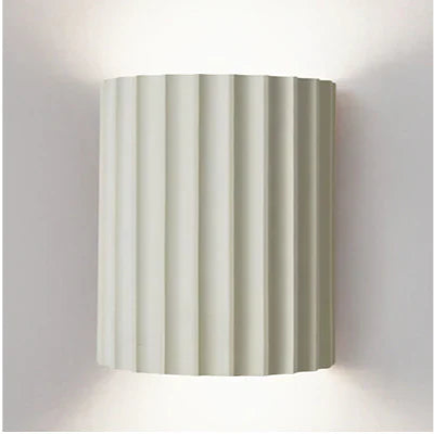 Lampada da parete LED minimalista con luce diretta verso l'alto e verso il basso