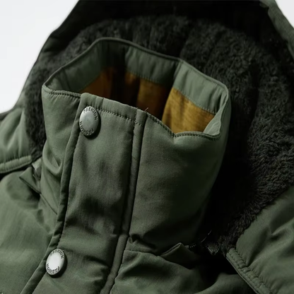 Isolierte Outdoorjacke – Wasser- und winddicht für Herbst und Winter
