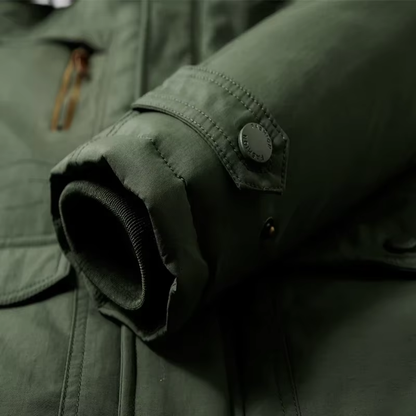 Isolierte Outdoorjacke – Wasser- und winddicht für Herbst und Winter