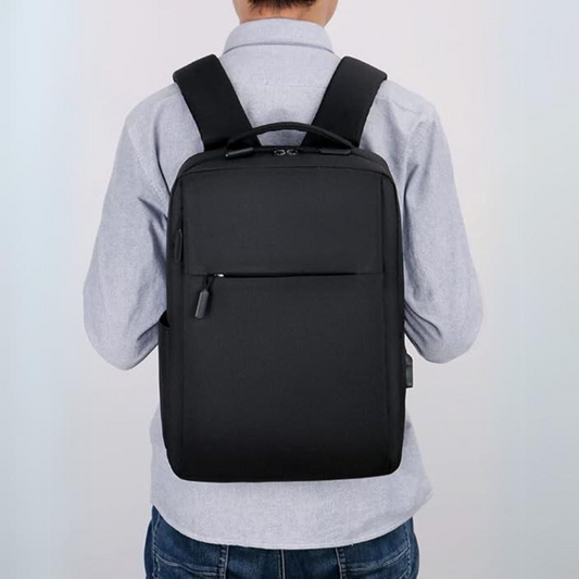 Diebstahlsicherer Rucksack mit USB-Ladefunktion und RFID-Schutz