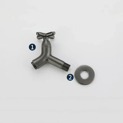 BrassFlow wandgemonteerde koudwaterkraan van massief messing met ergonomische greep