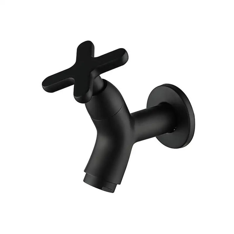 BrassFlow wandgemonteerde koudwaterkraan van massief messing met ergonomische greep