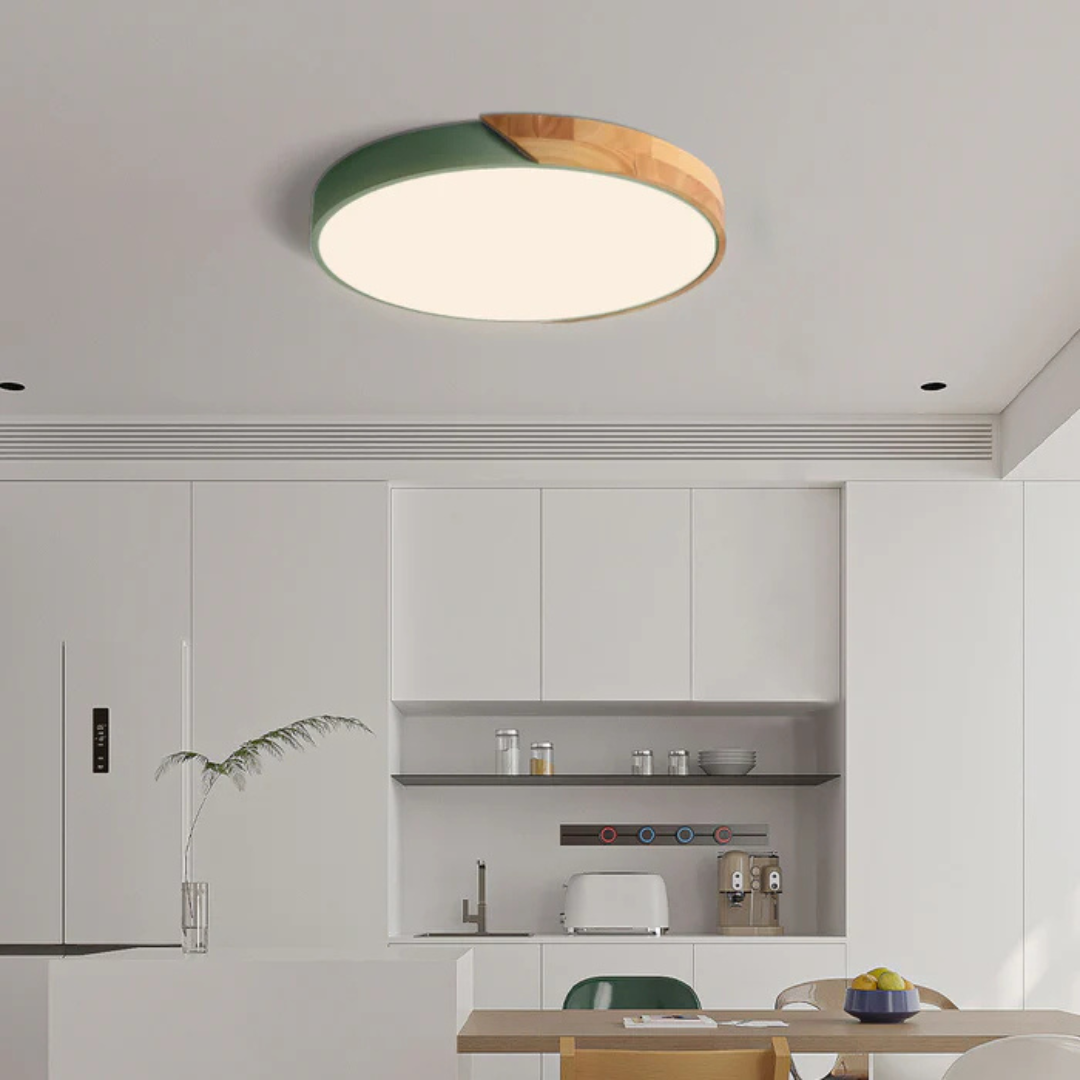 Plafoniera Delos in legno, dal design scandinavo, con illuminazione LED integrata