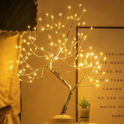 Incantevole lampada in legno con 108 luci LED e rami regolabili