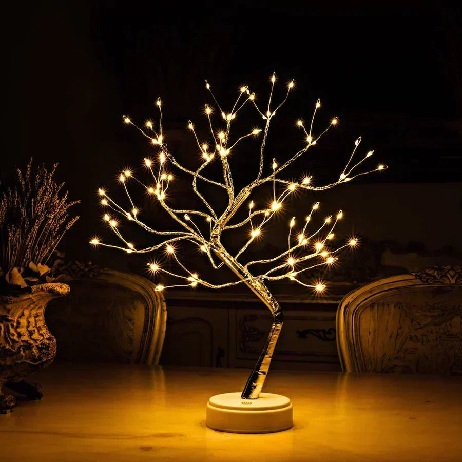 Incantevole lampada in legno con 108 luci LED e rami regolabili
