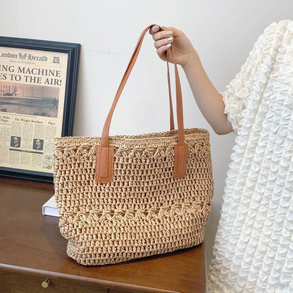 Genevieve-riettas met echtleren riemen – ruime zomerse shopper