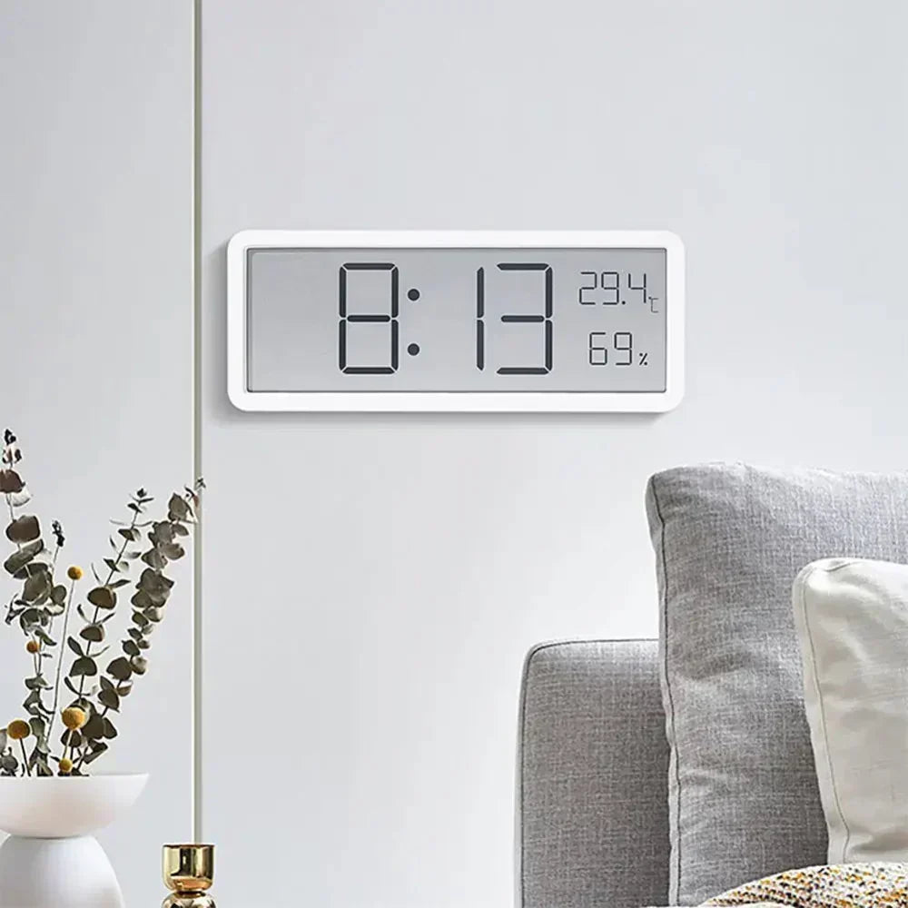 GlowTime Digitale LED-Wanduhr mit Temperatur- und Luftfeuchtigkeitsanzeige