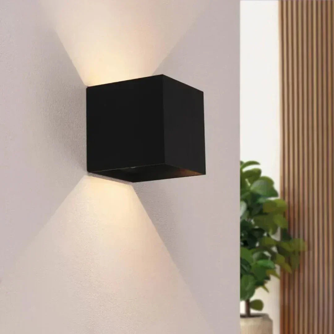 Luxe wandlamp met bewegingssensor en warm LED-licht van 2700K