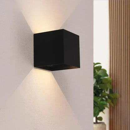 Luxe wandlamp met bewegingssensor en warm LED-licht van 2700K