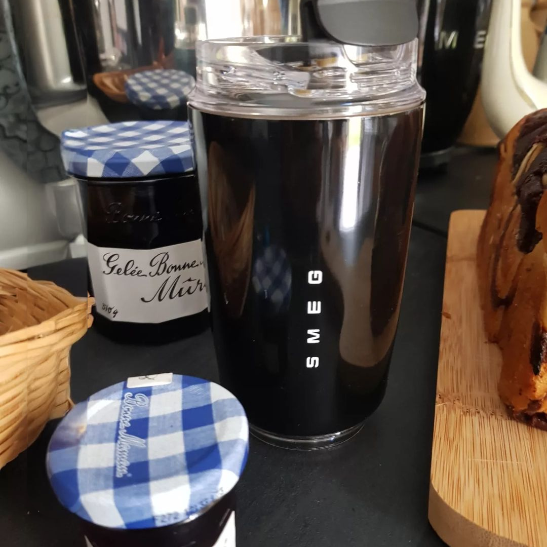Tazza termica LuxeTherm da 500 ml in acciaio inossidabile, isolante e con coperchio a prova di perdite