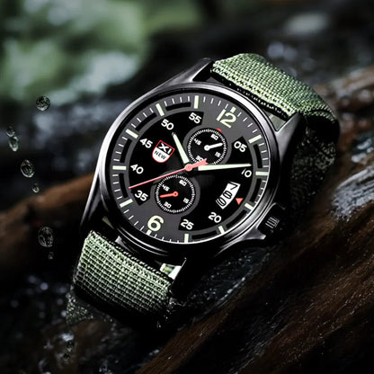 Militärische Quarzuhr mit leichtem Nylonarmband und taktischem Design