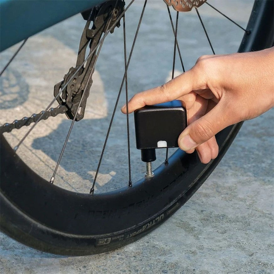 Mini-Elektrofahrradpumpe, wiederaufladbare und tragbare Luftpumpe