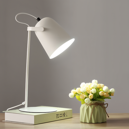 Lampada da tavolo moderna orientabile con luce da lettura regolabile