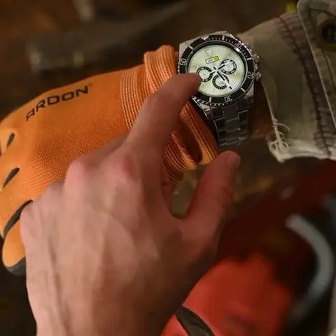 Nexos Pro taktische Smartwatch mit GPS und Gesundheitsüberwachung