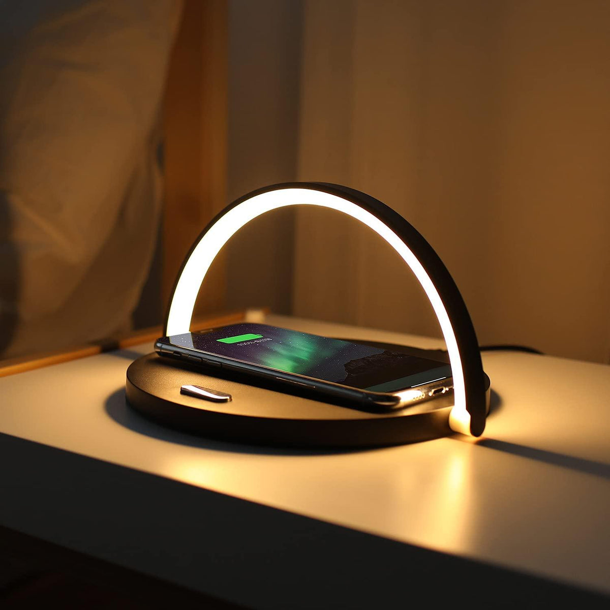 PowerHub 3-in-1 kabelloses Ladegerät mit Handyhalterung und LED-Schreibtischlampe