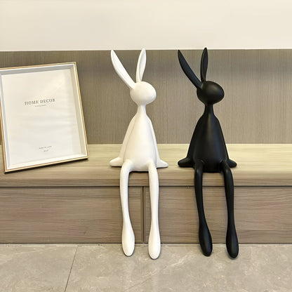 Moderne sitzende Osterhasen-Dekorationsfigur aus Kunstharz von ResinLux