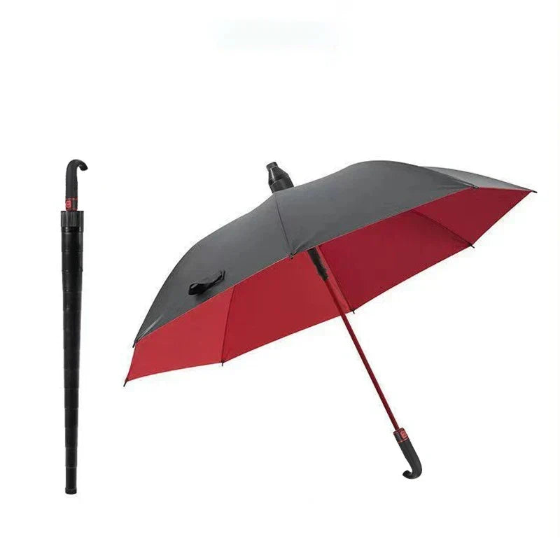 Ombrello antivento StormShield con manico curvo e struttura robusta