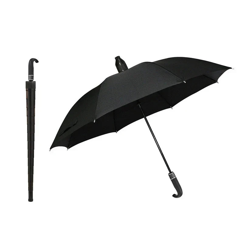 Ombrello antivento StormShield con manico curvo e struttura robusta