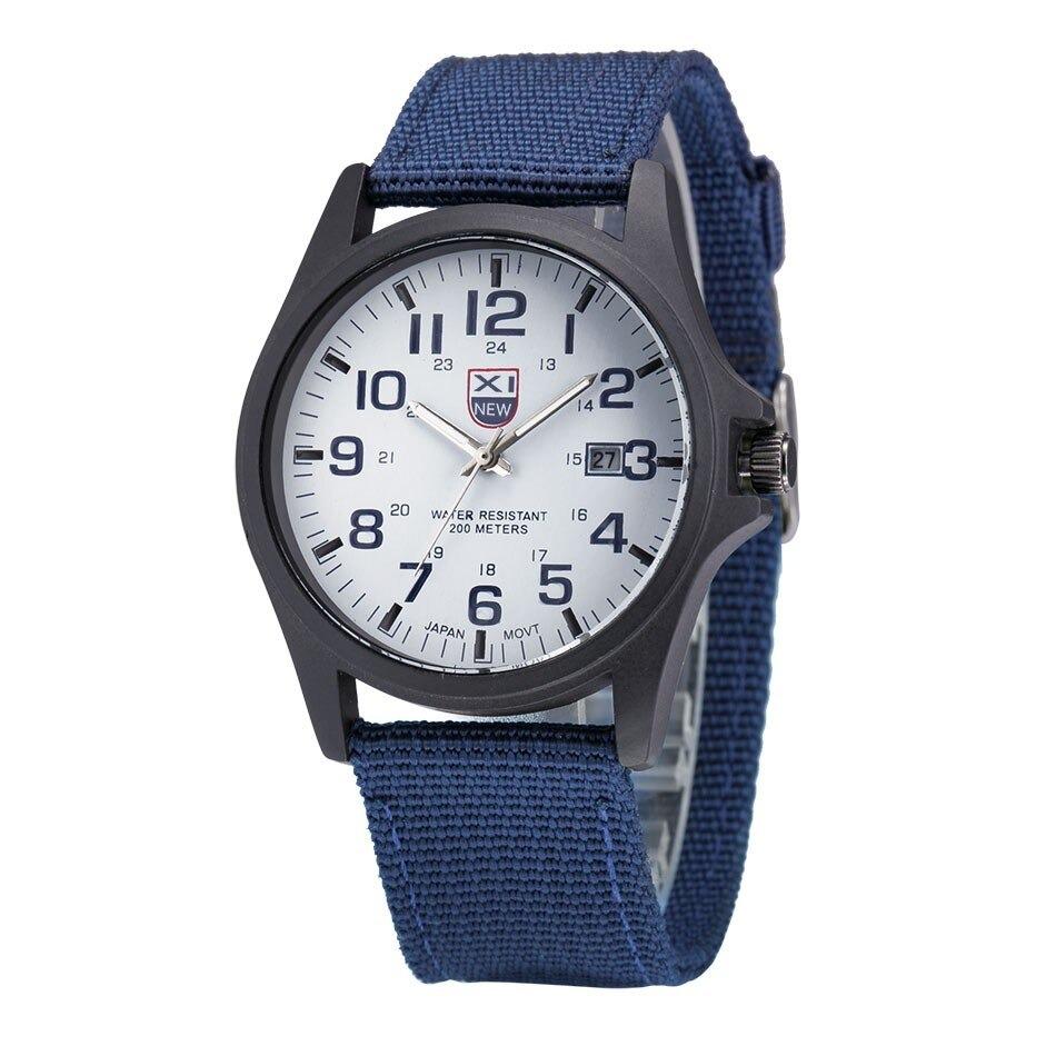 Tactisch militair horloge met waterafstotend ontwerp en robuuste outdoorfuncties