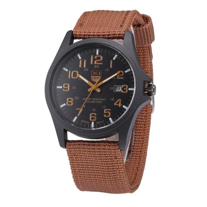 Tactisch militair horloge met waterafstotend ontwerp en robuuste outdoorfuncties