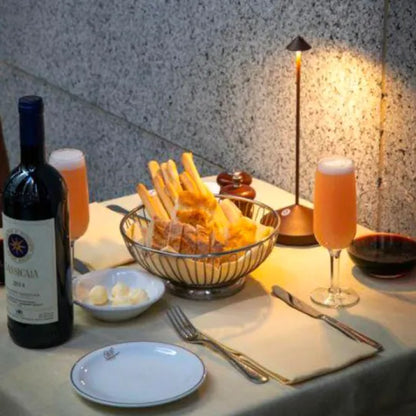 Lampada da tavolo LED wireless RadiantGlow con batteria ricaricabile
