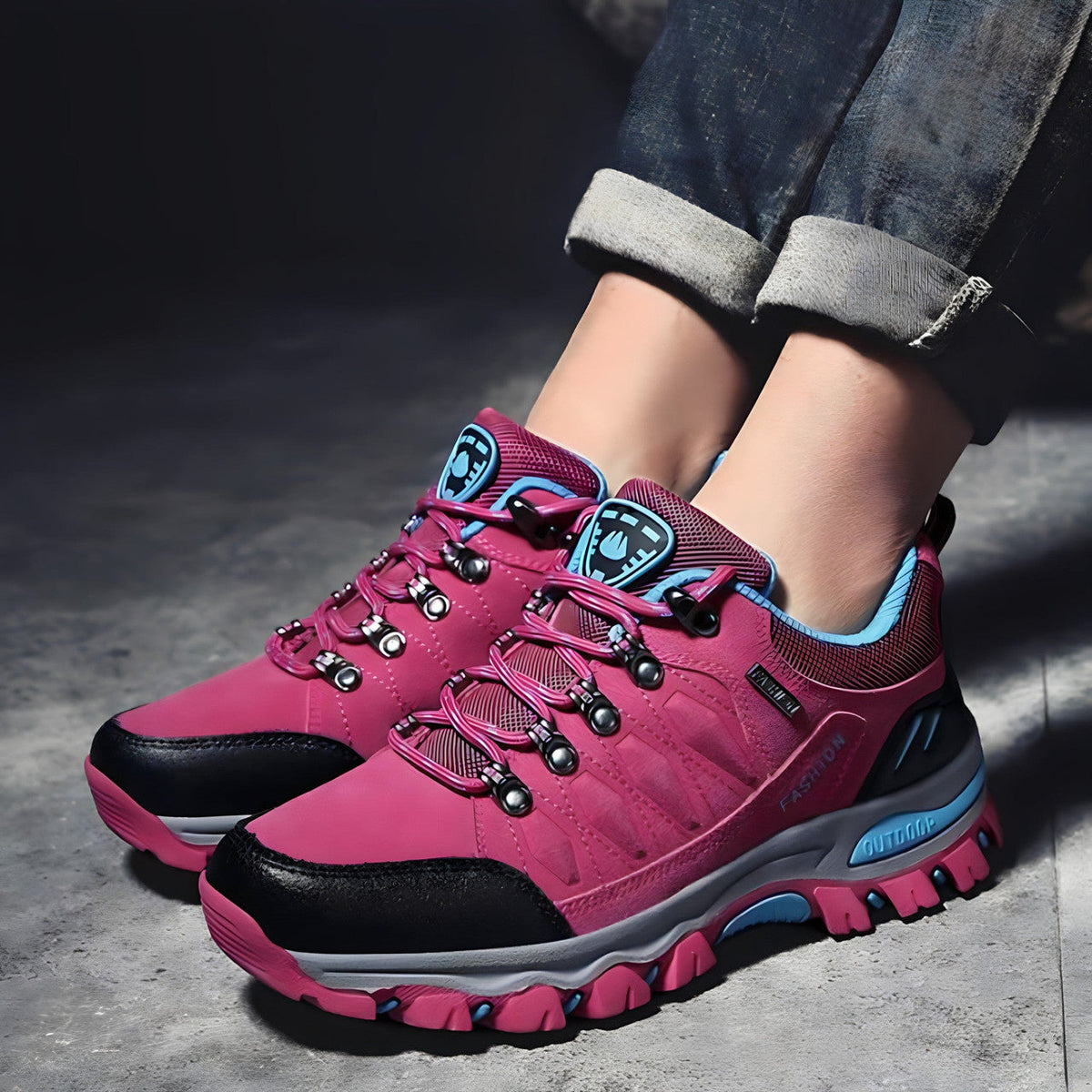 Scarpe da trekking da donna - leggere, resistenti e adatte a ogni tipo di terreno